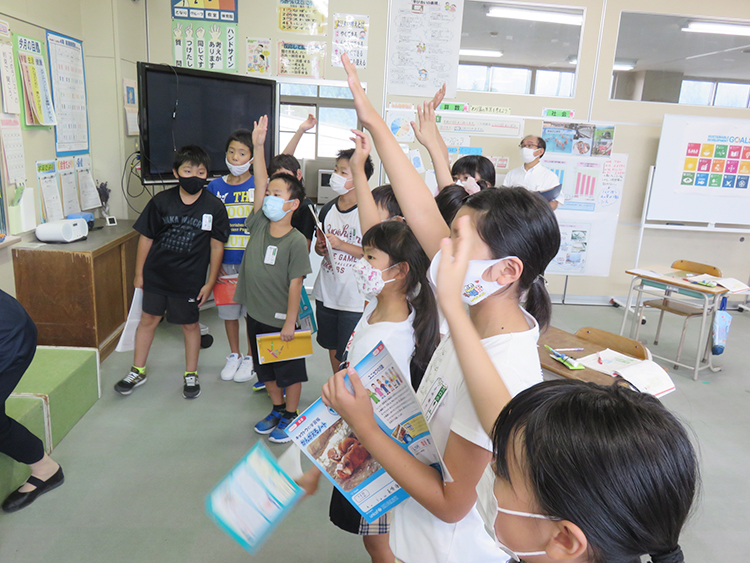 川口小学校　授業風景