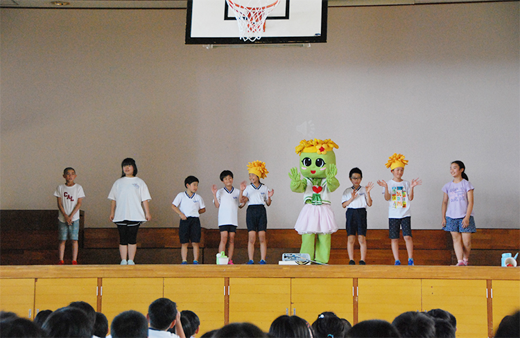 長木小学校　エゾタンポポプロジェクト